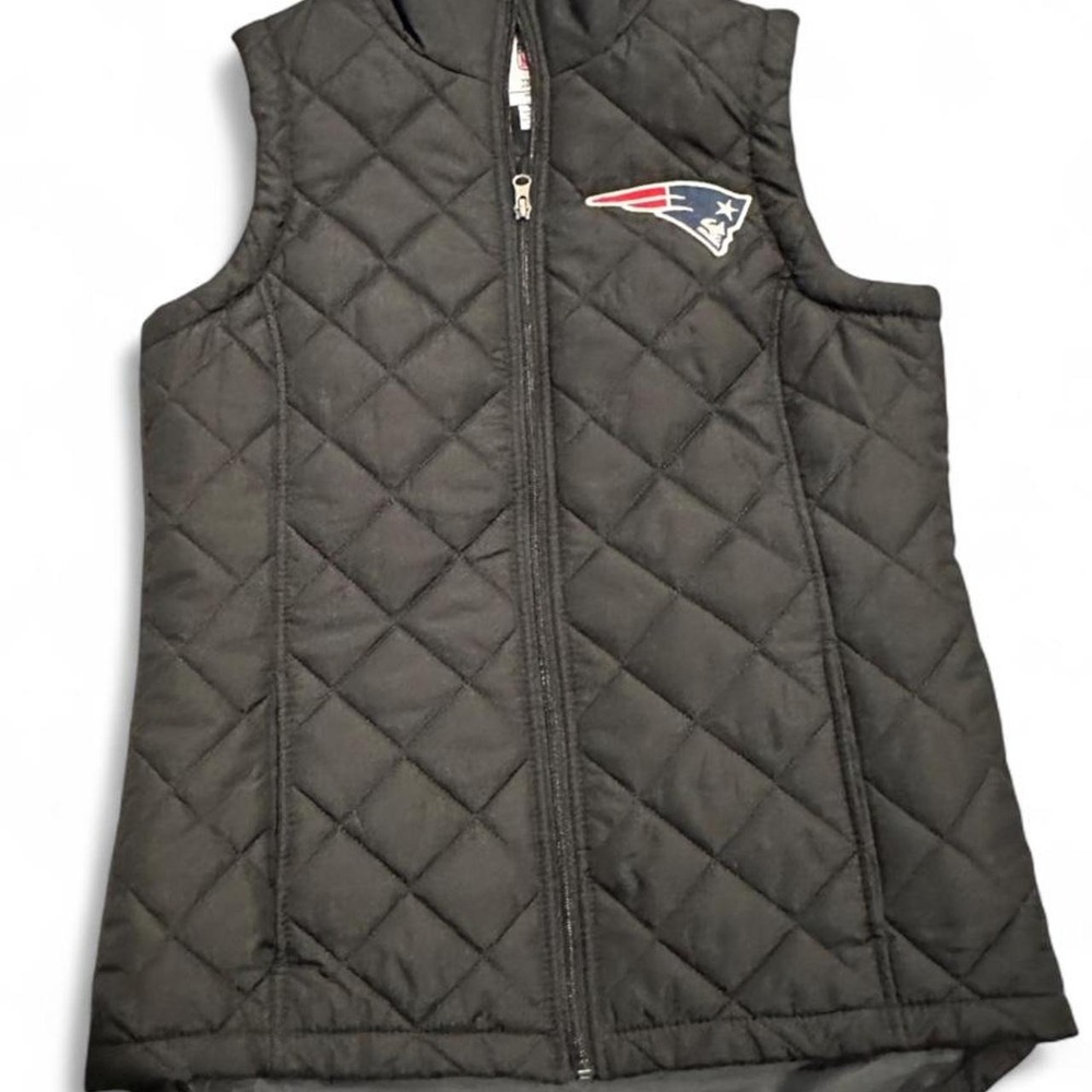Women's Medium New England Patriots Black Quilted Pattern vest